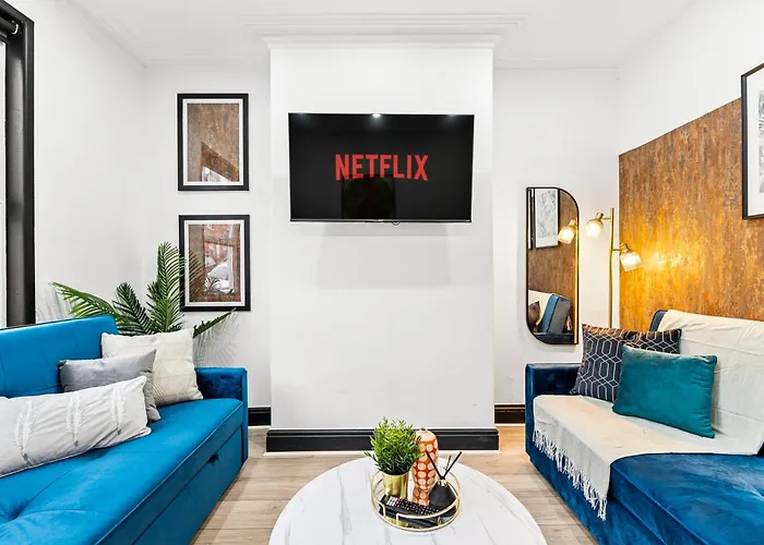 Designer 4 Bed House In - Sleeps 13 Casa de Férias *