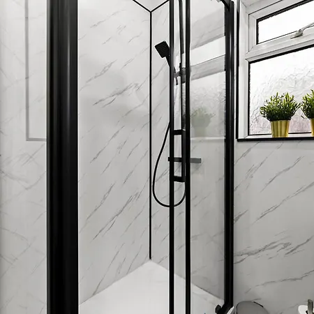 Designer 4 Bed House In - Sleeps 13 리즈