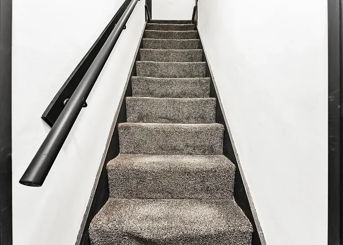 別荘 Designer 4 Bed House In - Sleeps 13 *